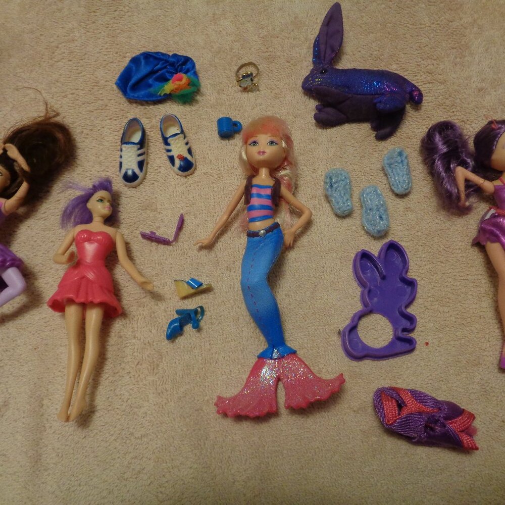 LITTLE DOLLIES DOLL DODADS A MERMAID ETC. LOT